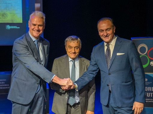 Zangrillo, Viglione e Cirio per gli 80 anni di Confcommercio Piemonte Zangrillo, Viglione e Cirio per gli 80 anni di Confcommercio Piemonte