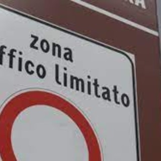Cartello della zona a traffico limitato