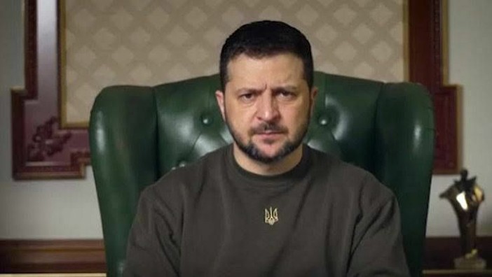 L’Ucraina prende i soldi dalla UE senza ripagarla con le riforme L’Ucraina prende i soldi dalla UE senza ripagarla con le riforme