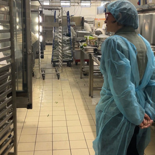 Mense scolastiche Torino, blitz dell'assessore Salerno: dal 2023 oltre 1.660 controlli