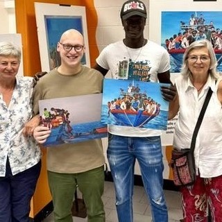 Un momento dell'inaugurazione della mostra a Nichelino