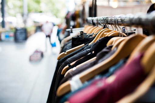 Scarcity marketing e hype: perché lo streetwear domina il fashion system