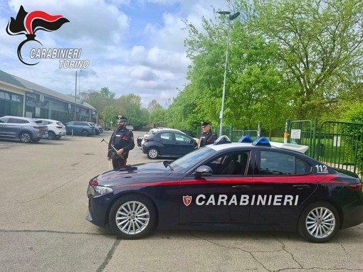 Dopo un mese di indagini, i carabinieri sono risaliti all'identità del ventenne