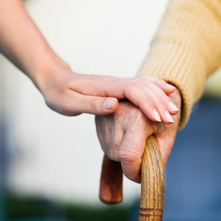 Alzheimer, a Torino si presenta uno studio innovativo per chi assiste gli anziani
