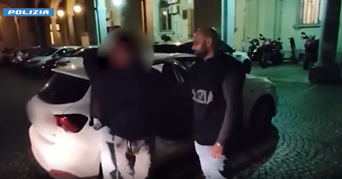 L'arresto di uno dei due responsabili della rapina