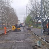 Nichelino, lavori in corso per la messa in sicurezza del piazzale di fronte a Maxwell ed Erasmo