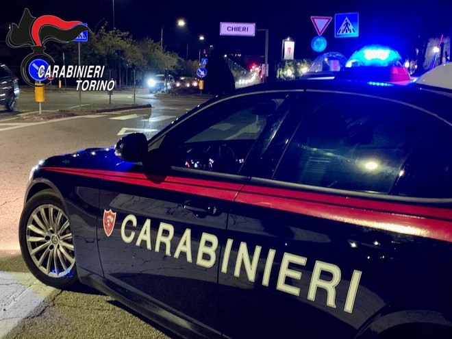 I carabinieri hanno fermato un uomo di 63 anni di Venaria I carabinieri hanno fermato un uomo di 63 anni di Venaria