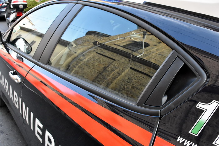 Sull'accaduto indagano i carabinieri (foto di archivio)