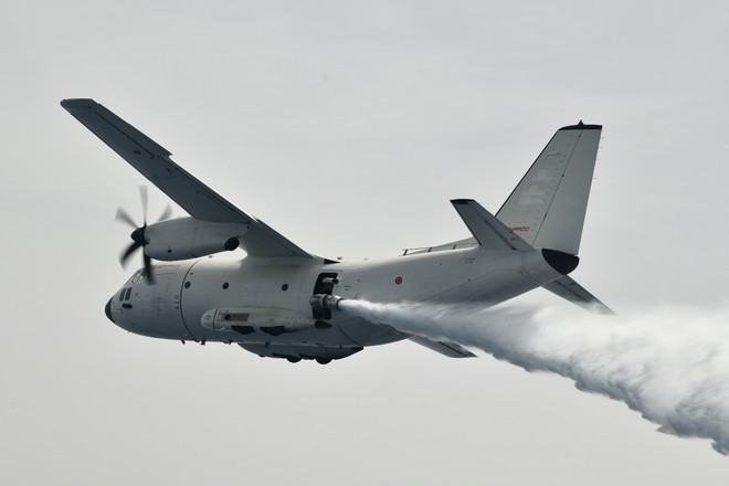 Utilizzo anti incendio per il C-27J della Leonardo