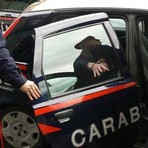 Aggredisce una dodicenne a sprangate in testa, arrestato per tentato omicidio