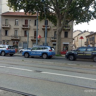 Blitz, arresti e minimarket multati: "Controlli a tappeto al giardino Tre Lanterne"