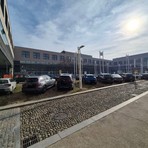 Ma alcuni cittadini attaccano: “Ciclabili ovunque, trovare un posto é impossibile”