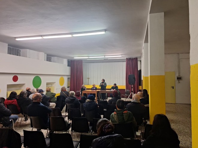Assemblea per discutere del destino dell'ambulatorio di via del Ridotto
