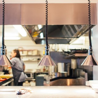 Attrezzature ristorazione: progetta la cucina per crescere