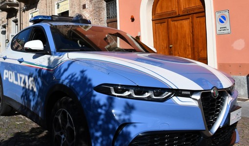 Falsa identità per ottenere il permesso: arrestata la latitante che sfruttava giovani prostitute Falsa identità per ottenere il permesso: arrestata la latitante che sfruttava giovani prostitute