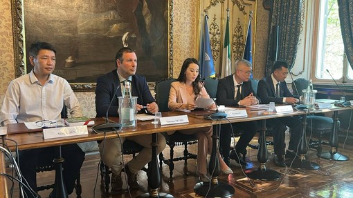 A Torino patto con Confesercenti per coinvolgere gli imprenditori cinesi A Torino patto con Confesercenti per coinvolgere gli imprenditori cinesi