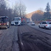 Terminata la riasfaltatura della strada provinciale 122 a Gassino Terminata la riasfaltatura della strada provinciale 122 a Gassino