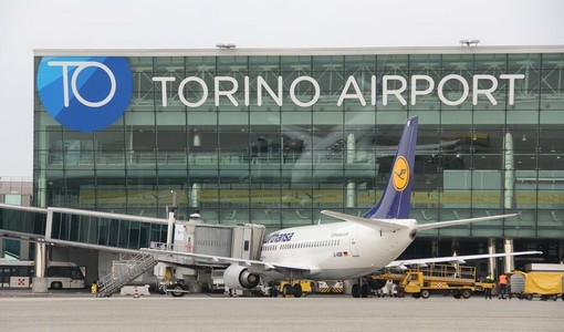 Aeroporto Caselle, dopo Ceuta scattano i controlli speciali per chi arriva dalla Spagna