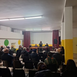 Assemblea per discutere del destino dell'ambulatorio di via del Ridotto Assemblea per discutere del destino dell'ambulatorio di via del Ridotto