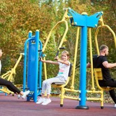 Soluzioni per l'arredo sportivo e fitness all'aperto