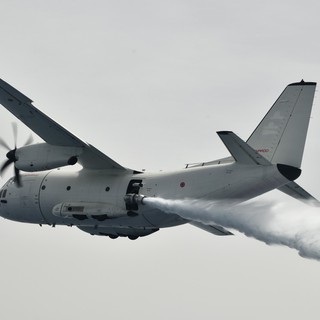 Utilizzo anti incendio per il C-27J della Leonardo