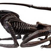 H.R. Giger l'uomo dietro Alien: tra bellezza e terrore, in autunno l’arte del maestro svizzero arriva al Mastio della Cittadella H.R. Giger l'uomo dietro Alien: tra bellezza e terrore, in autunno l’arte del maestro svizzero arriva al Mastio della Cittadella