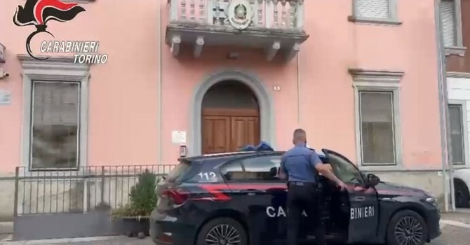 Decisiva la chiamata al 112 del cognato di una coppia di pensionati Decisiva la chiamata al 112 del cognato di una coppia di pensionati