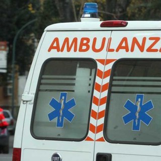 Scontro auto moto in via Reiss Romoli: grave il centauro