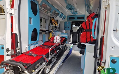 Grave incidente in via Tripoli: 17enne cade dal monopattino, è in codice rosso al Cto