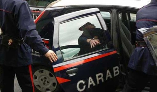 Nichelino, furti e razzie nelle auto in sosta: arrestato un 50enne