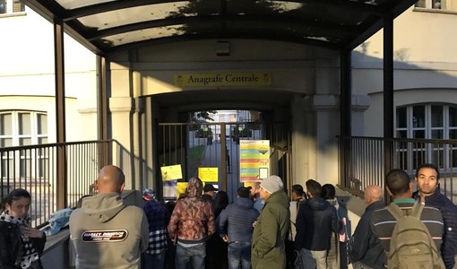 Addio alla carta di identità cartacea: a Torino tutti i sabati aperture straordinarie dell'Anagrafe