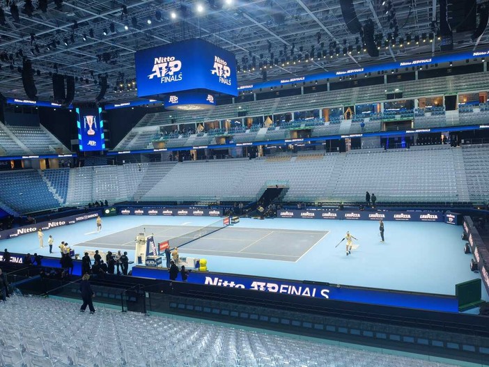 Musetti si allena all'Inalpi Arena sulle note di Achille Lauro Musetti si allena all'Inalpi Arena sulle note di Achille Lauro