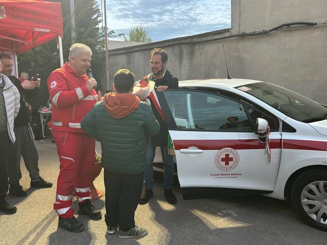 Moncalieri e solidarietà, cresce il parco auto della Croce Rossa