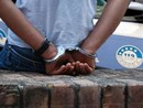 Minaccia con un coltello i clienti di un ristorante, 24enne nigeriano arrestato