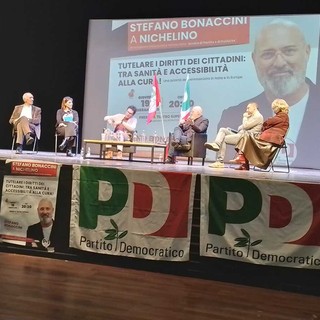 Stefano Bonaccini a tutto campo al teatro Superga di Nichelino