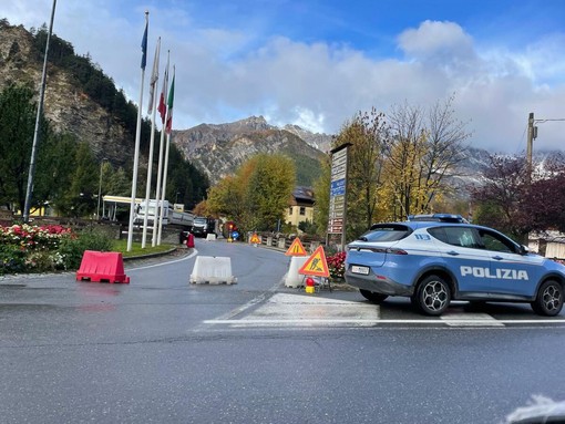 Ponte chiuso a Bardonecchia durante le operazioni di messa in sicurezza