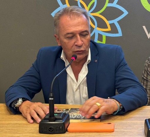 Pascoli e biodiversità, Bongioanni: "In arrivo oltre 7,5 milioni per pascoli permanenti, agrobiodiversità e biologico" Pascoli e biodiversità, Bongioanni: "In arrivo oltre 7,5 milioni per pascoli permanenti, agrobiodiversità e biologico"