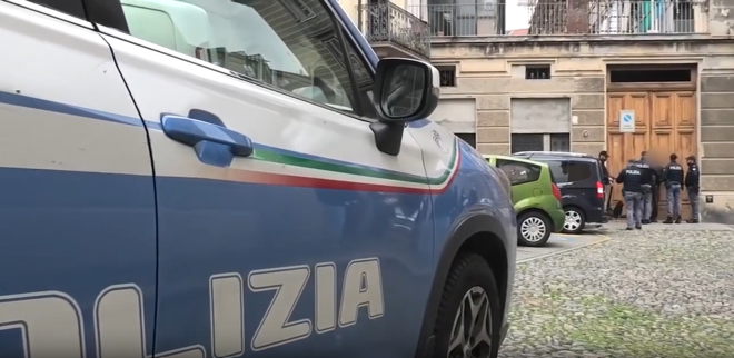 Controlli di Polizia a Barriera di Milano Controlli di Polizia a Barriera di Milano