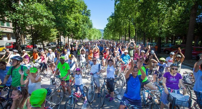 Aspettando il Bike pride di ottobre, gli amanti delle bici si &quot;scaldano&quot; tra Torino e Rivoli