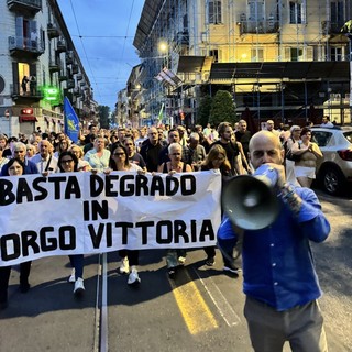 In 300 in strada contro il degrado, Borgo Vittoria dice no a furti e spaccio