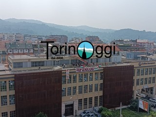 Blitz alla Collins Aerospace in piazza Graf