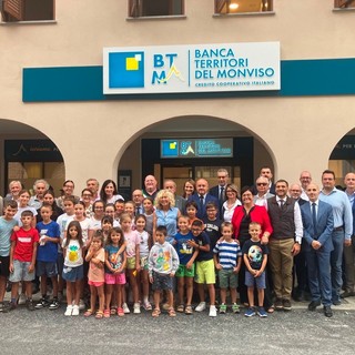 Inaugurata la rinnovata filiale di Osasio Inaugurata la rinnovata filiale di Osasio