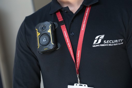 La sicurezza sale a bordo, sui treni del Piemonte arrivano le bodycam