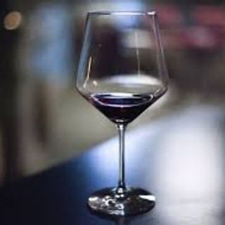 Bicchiere di vino rosso