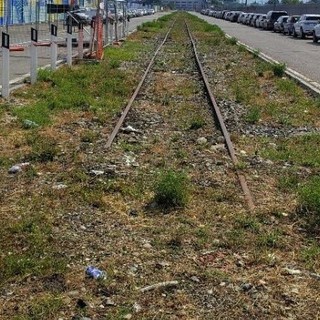 Binario fantasma a Falchera: “Il Comune tratti con i privati per fare dei parcheggi”