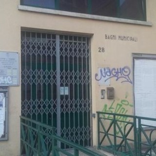 Bagni pubblici via Bianzè