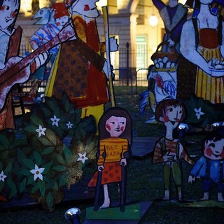 Nuovo ingresso nel presepe di Luzzati Nuovo ingresso nel presepe di Luzzati