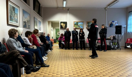 Un incontro per mettere in guardia gli anziani contro i rischi di truffa