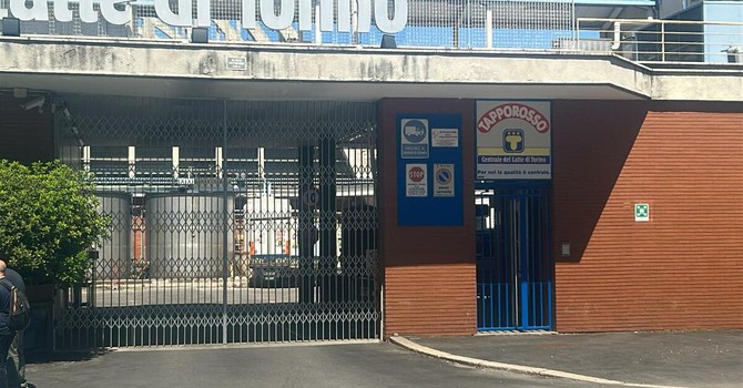 Operaio morto alla Centrale del Latte di Torino: cinque persone indagate