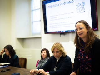 Le capogruppo della minoranza incalzano: "Servizi a rischio"